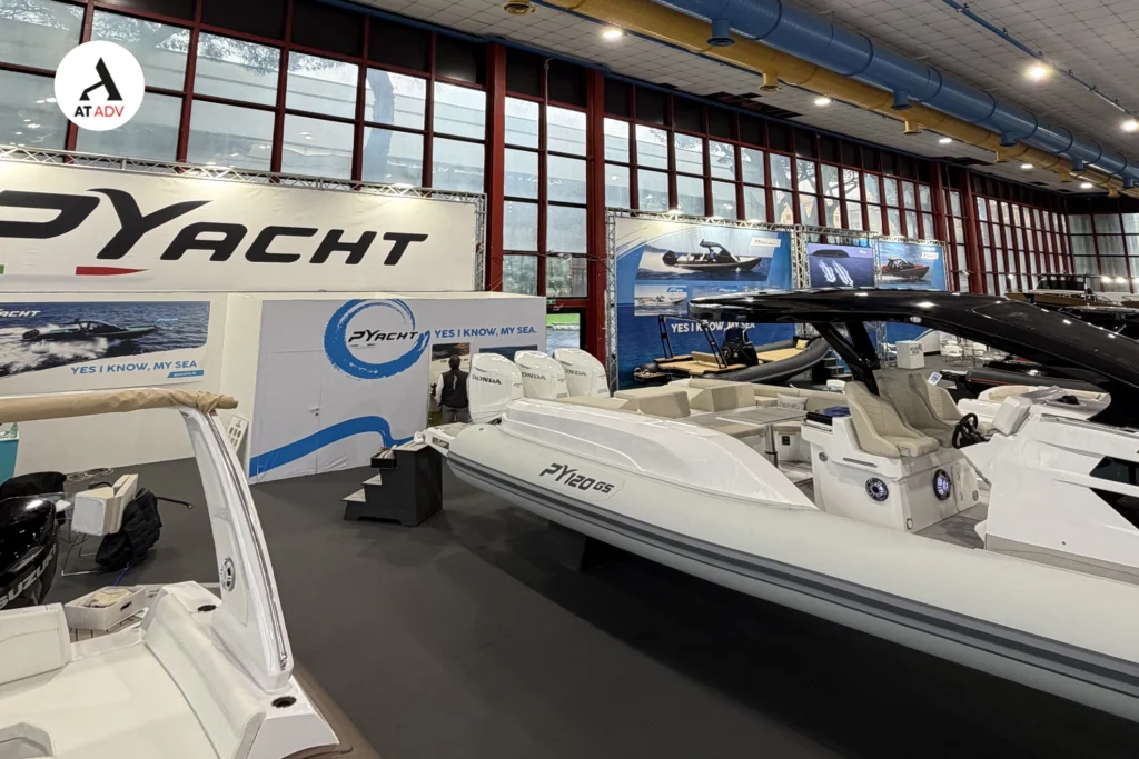 Allestimento Stand Mostra d'oltre mare PYACHT Napoli - by AT ADV